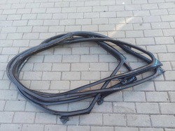 Porsche taycan 4s прокладка дверь перед зад левая правая фото №1