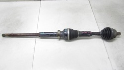 Volvo xc60 2.4 піввісь права перед 31272542 08-13 фото №1