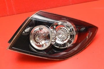 Лампа права зад задня p3805 mazda 3 1 i bk 5d hb 03-06 фото №1