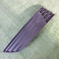 Решітка бампера ліва skoda fabia iii 6v0807367a фото №1