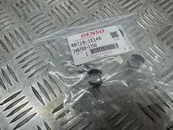 Corolla yaris rav4 клипса соединитель шланг кондиционера 887181e140 оригинал фото №1