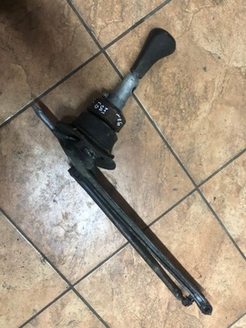 Bmw e39 97r. домкрат коробки передач фото №1