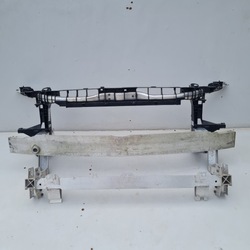 A класс w176 w246 gla cla w117 b класс pas переднее усилитель фото №1