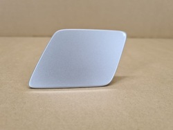 Ліва заглушка склоомивача бампера xc90 колір 711 фото №1