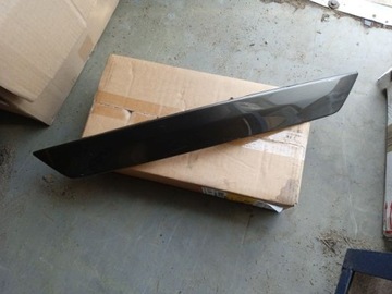 Nissan pulsar накладка планка крышки задней зад оригинал. фото №1