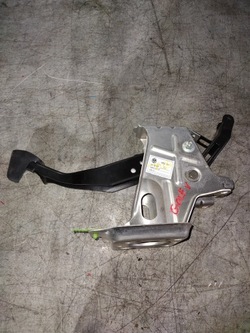 Педаль тормоза 1k1721057 vw jetta v 1.9 tdi фото №1