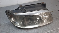 Фара праві hyundai matrix i 1.5crd 03r фото №1