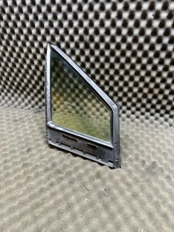 68215-78010 стекло треугольник прокладка дверь перед lexus nx фото №1