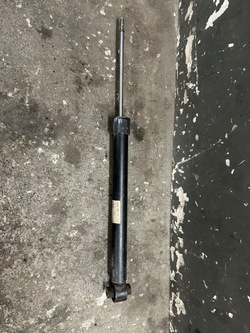 Амортизатор зад audi a6 a7 c8 4k0513035ag фото №1