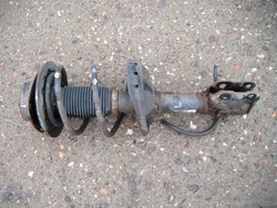 Subaru impreza iii gh 1.5 амортизатор пружина l.p фото №1