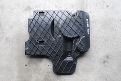 Захист ремінь клиновий w204 w212 slk a6510101867 фото №1