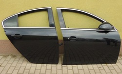 Opel insignia двері праві зад комплектні демонтаж фото №1