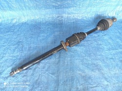 Піввісь права opel insignia рестайлінг 2.0 cdti 170km фото №1