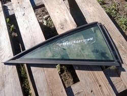 Скло кузовна праві зад audi tt фото №1