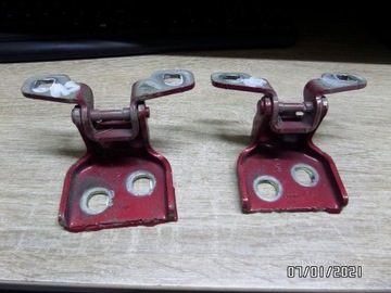 Петля двері задніх правих dacia sandero i kpl фото №1