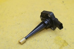 Датчик уровня масла a6 c7 03l907660b 2.0 tdi cgl фото №1