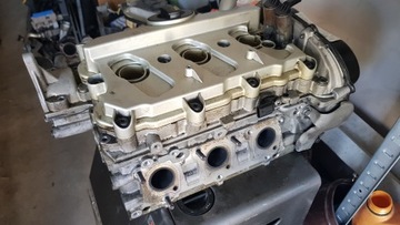 Головка audi a4 a5 a6 q5 2.8 3.2 fsi 06e103403a фото №1