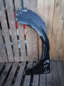 Błotniok audi tt ly9b левый зад фото №1