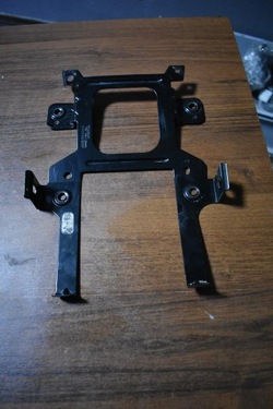 Идеальный держатель крепление porsche taycan 1 фото №1