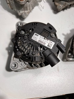 Генератор peugeot citroen 308 1,2 thp 9826574080 фото №1