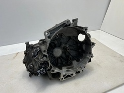 Audi a1 82a 2021 1.0 tsi коробка передач коробки передач механічна коробка передач usm фото №1