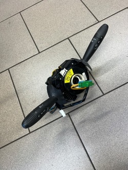 Punto ii 00r перемикач комбінований світла мигачів двірник 73526795l фото №1