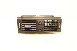 Решётка воздуховод средняя mercedes c класс w204 фото №1