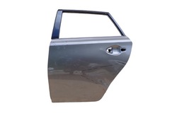 Двері ліві задні лівий зад toyota auris ii 2 hb 12- фото №1