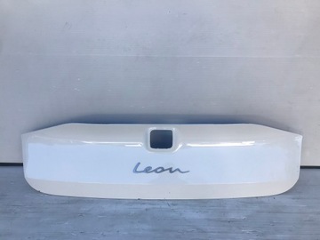 Seat leon iv 4 накладка кришки багажника зад 2020- фото №1