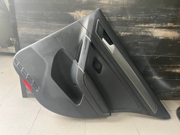 Боковина оббивка двері праві зад vw golf vii фото №1