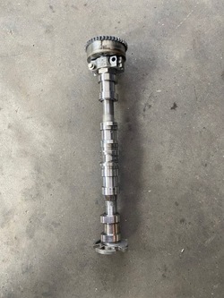 Mercedes cla 118 1.3 вал розподільний вал 2820502600 фото №1