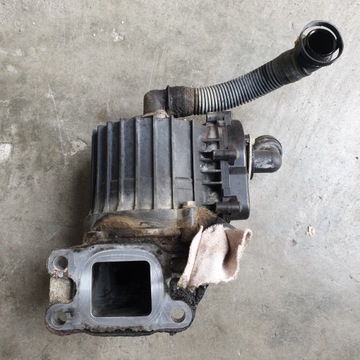 Actros mp4 arocs вентиляция картера сепаратор масла двигателя 4720106862 фото №1