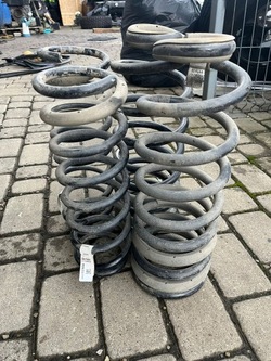 Комплект пружины перед зад jeep gladiator jt фото №1