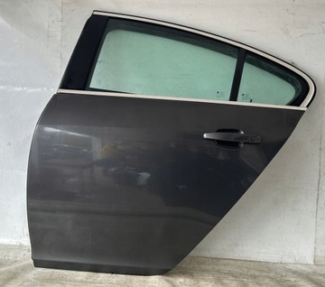 Двері ліві зад задні opel insignia a hb sedan фото №1