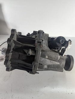 Редуктор коробки jeep grand cherokee srt m0008986j 05038712ac фото №1