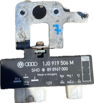 Vw polo v модуль вентиляторів 1j0919506m фото №1