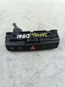 D882 перемикач аварійних zafira c 39021936 фото №1