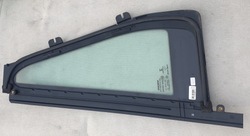 Скло з двері праві зад трикутна vovlo xc90 ii 2017r. оригінальний номер фото №1