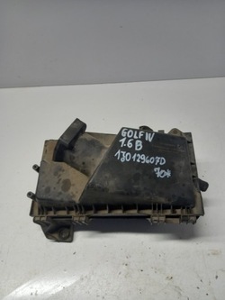 Корпус фильтра воздуха vw golf iv 1.6 b фото №1