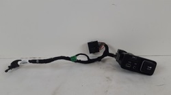 Jeep cherokee kl гнездо usb sd aux 68146071ac фото №1