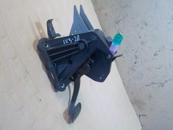 Педаль тормоза laguna iii 465010003r фото №1