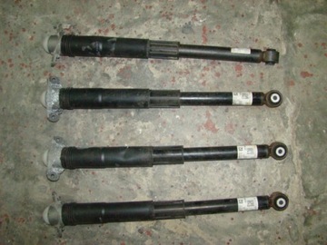 Амортизатор задній vw golf vii 5q0512013el 5q0513049cr фото №1