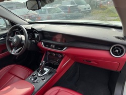 Alfa romeo stelvio рестайлінг usa панель роздавальна капот фото №1