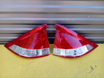 Honda insight ii лампа зад ліва права eu фото №1