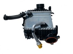 Оригинальный номер новый интеркулер mercedes e w213 c w205 654 фото №1