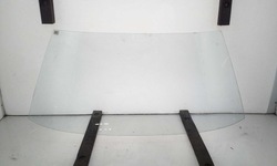 Стекло лобовое передняя mazda 626 1979-1982 новая фото №1