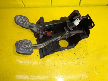 Mercedes w203 c 2.2 cdi педали фото №1