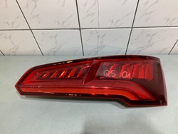 Audi q5 80a дорестайлінг лампа права зад оригінал європа фото №1