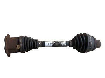 Полуось левая audi a4 b8 8k0407271q фото №1