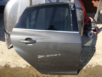 Двері праві зад ford focus mk3 hb фото №1